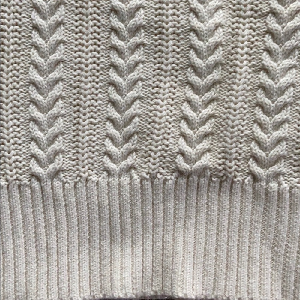 Sweater - Picture 4 of 4